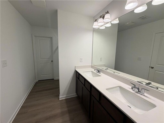 Building Photo - 6715 Armonia Dr