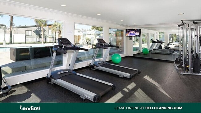 Building Photo - 8250 Lankershim Blvd