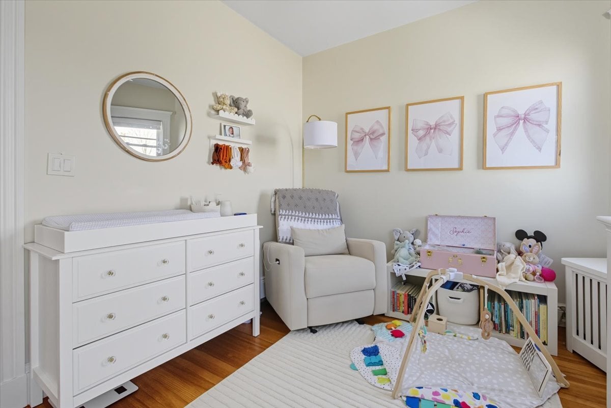 Building Photo - 663 Adams St