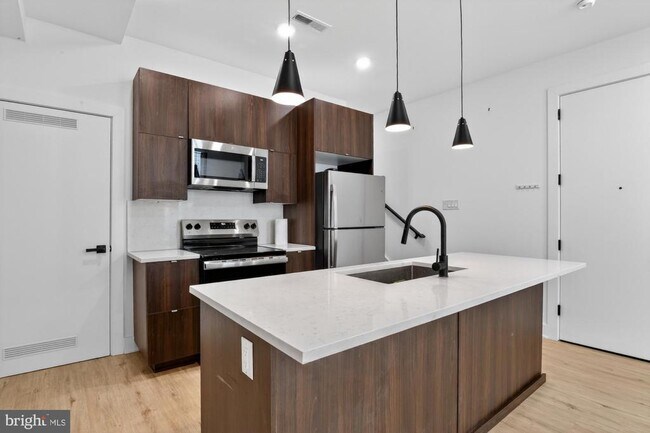 Building Photo - 59 N 2nd St