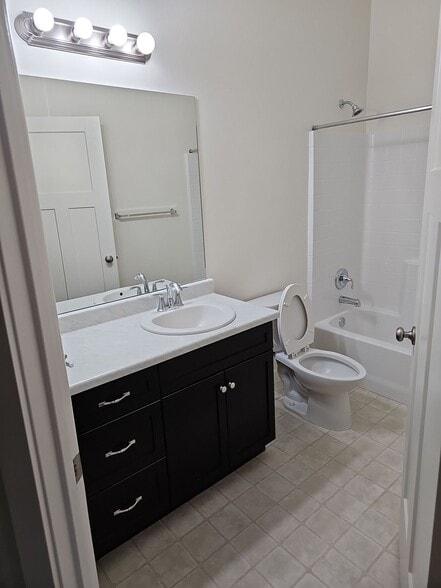 Building Photo - 14912 S Thunder Horse Ln