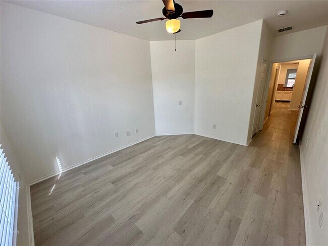 Building Photo - 951 Doire Dr