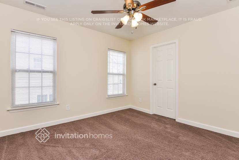 Building Photo - 79 Oak Alley Trail