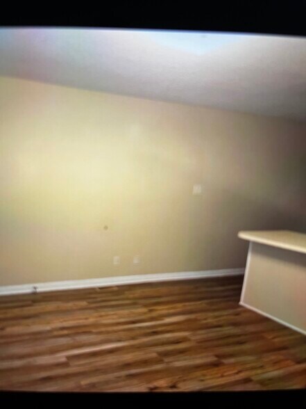 Building Photo - 200 Linwood Ave
