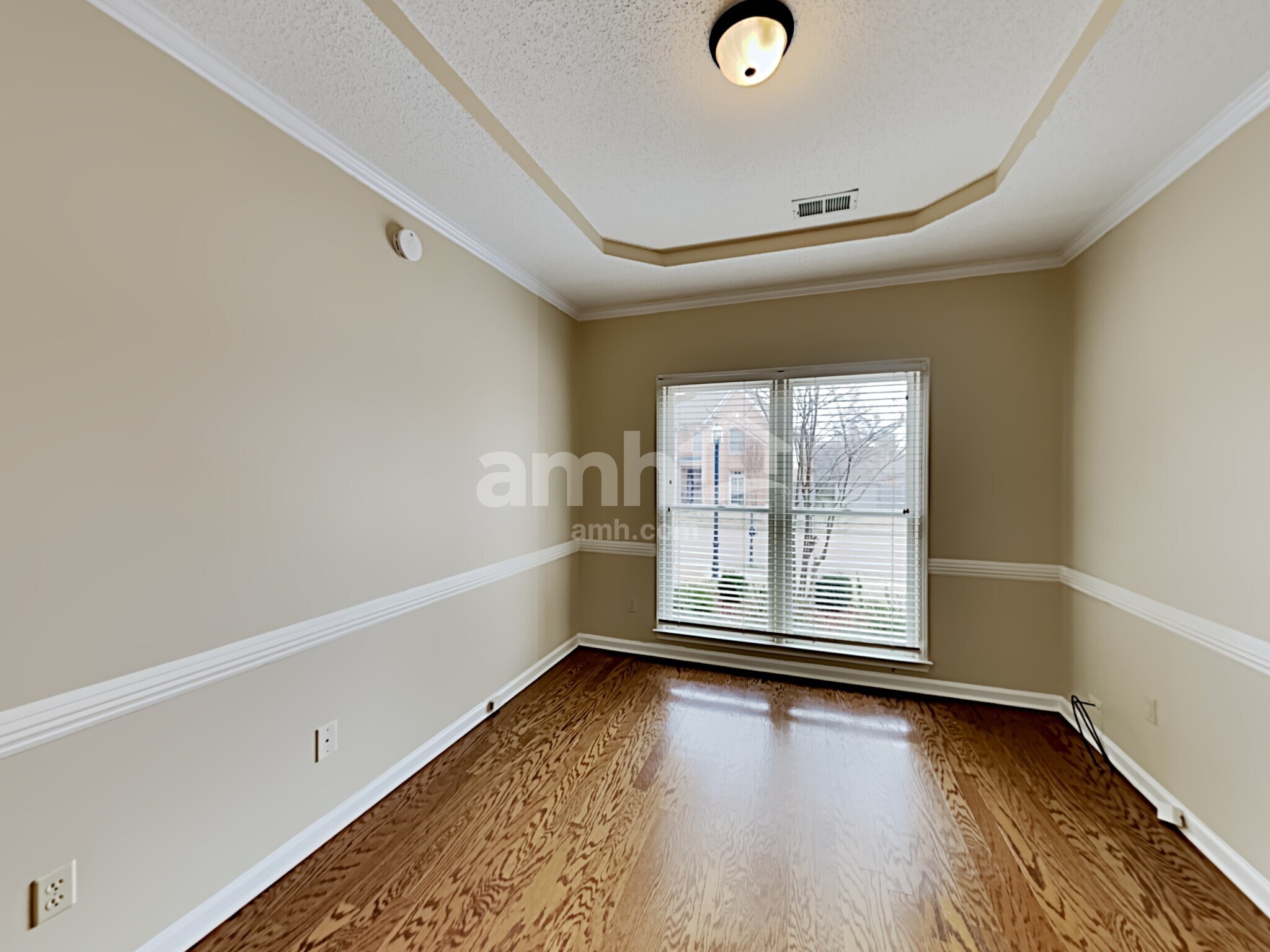 Building Photo - 1115 Hunters Green Cir S