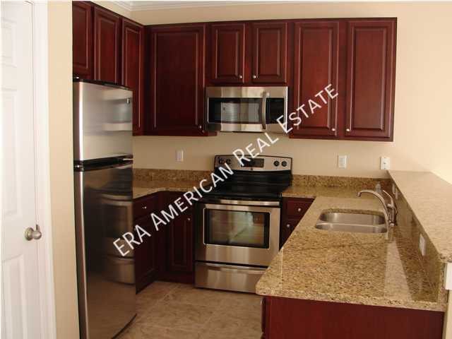 Building Photo - 123 Big Oaks Ln