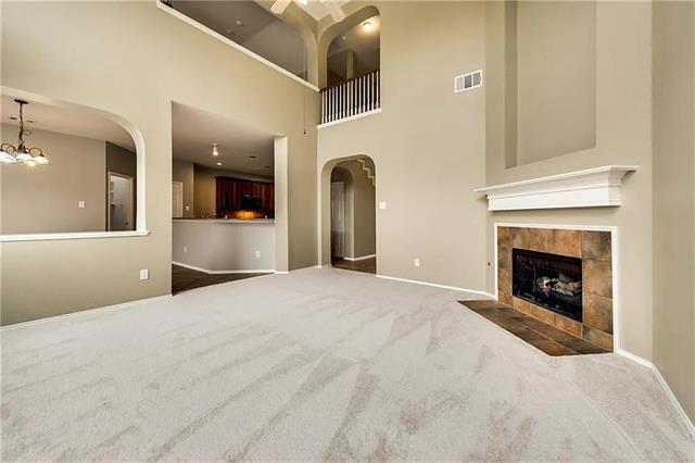 Building Photo - 9304 Regal Oaks Dr