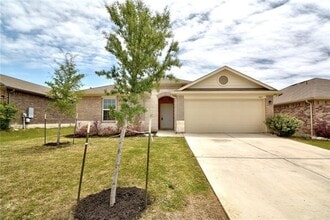 Building Photo - 5817 Roderick Dr