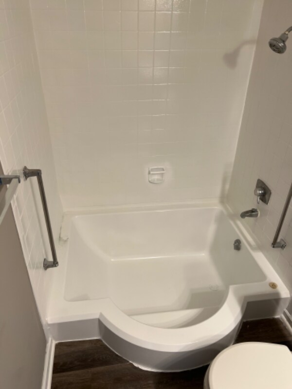 Building Photo - 3346 Huntley Sq Dr