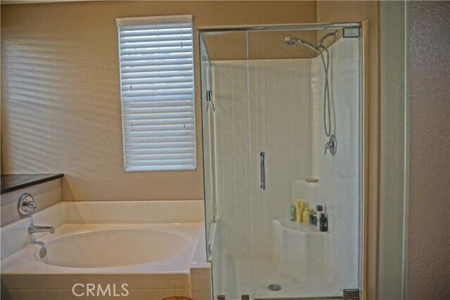 Building Photo - 8 Stone Turret Ct