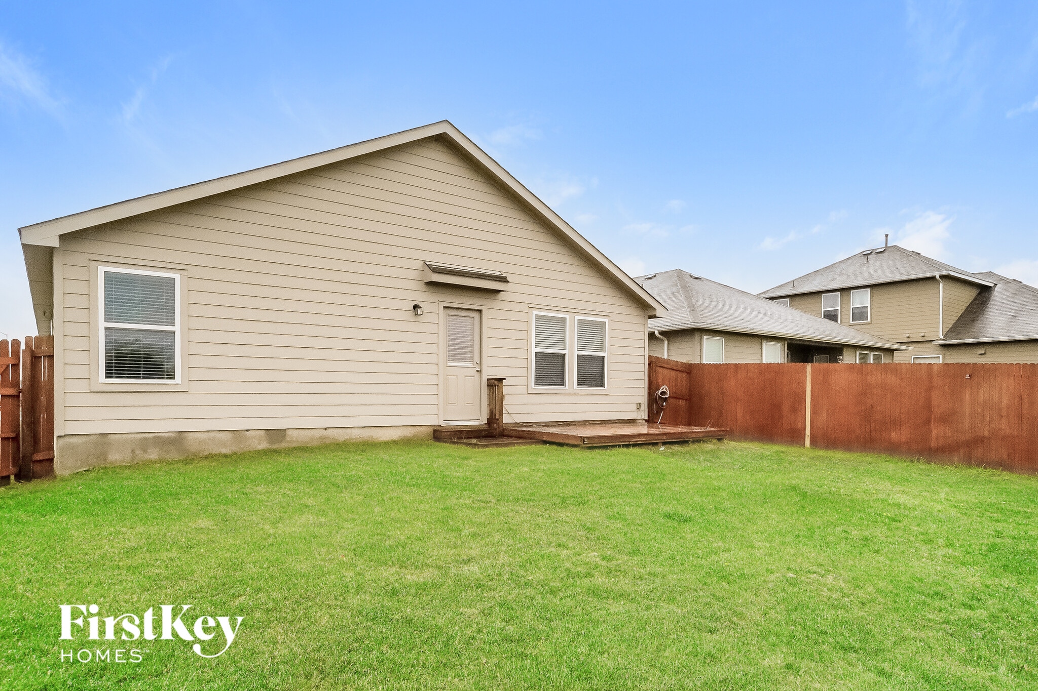 Building Photo - 1936 Heather Glen Dr