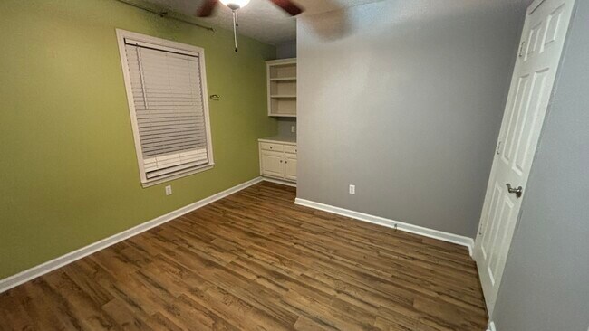 2nd Bedroom - 13 Elk Horn Ln