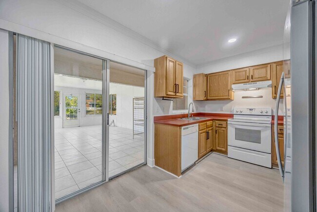 Building Photo - 727 Kensington Lake Cir