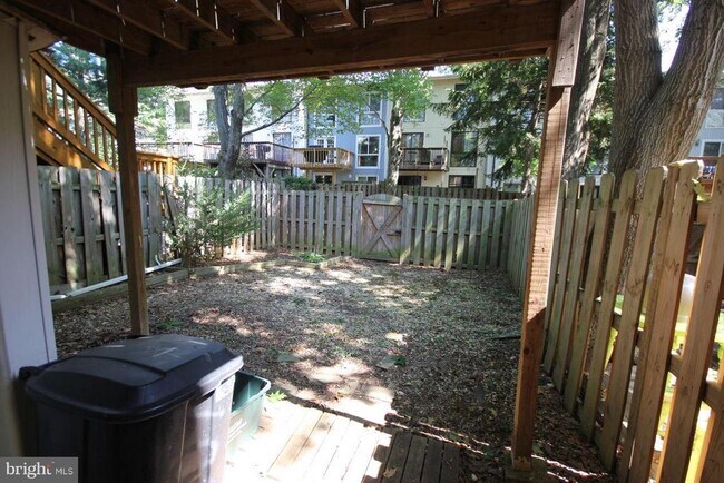 Building Photo - 3007 Spice Ct