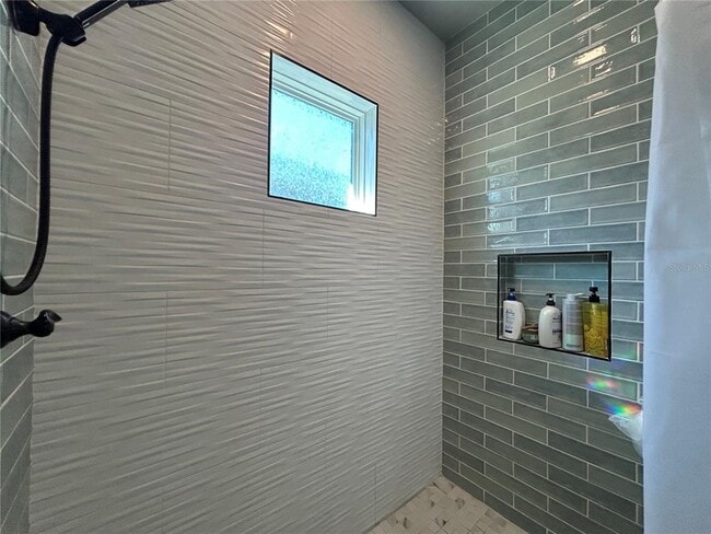 Building Photo - 1601 SW 68th Ter