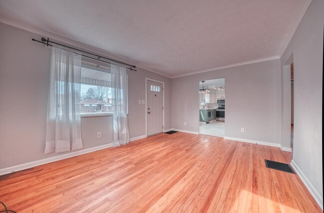 Building Photo - 3088 Ontario St