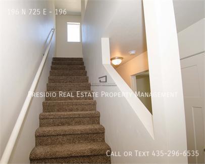 Building Photo - 196 N 725 E