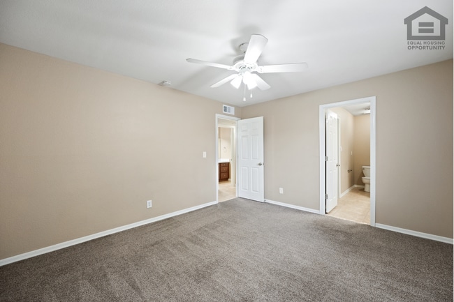 Building Photo - 3Bed/2Bath House at Thunderbird/59th Ave! Ready for Immediate Move-In! – RV GATE!