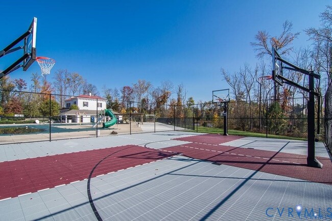 Building Photo - 8090 Manton Ct