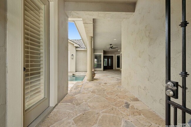 Building Photo - 238 Verbena Hill