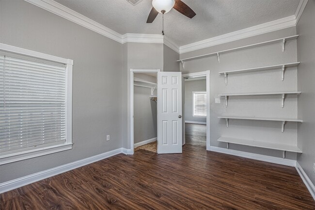 Building Photo - 3525 Bridgette Ln