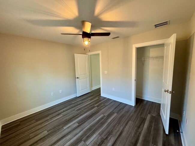 Building Photo - 456 Jones Homestead Rd