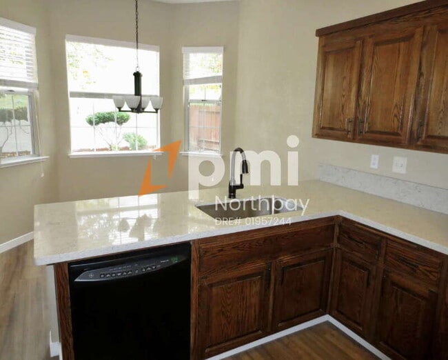 Building Photo - 3276 Formby Ln