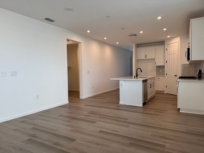 Building Photo - 3024 Red Canard Wy