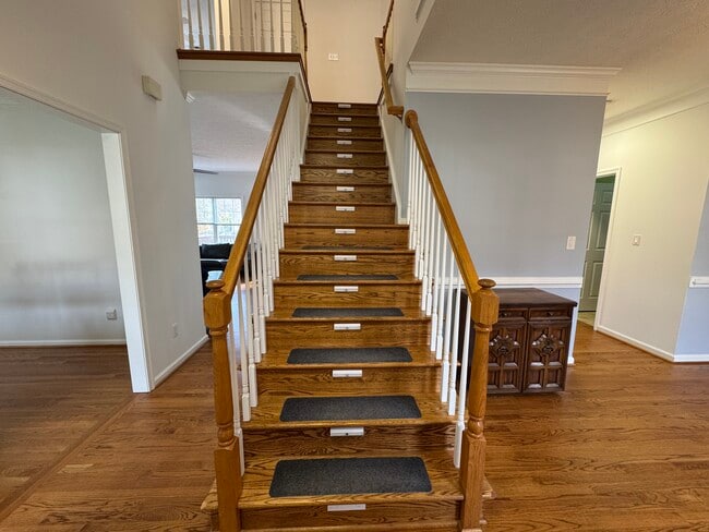 Building Photo - 307 Ludlow Dr