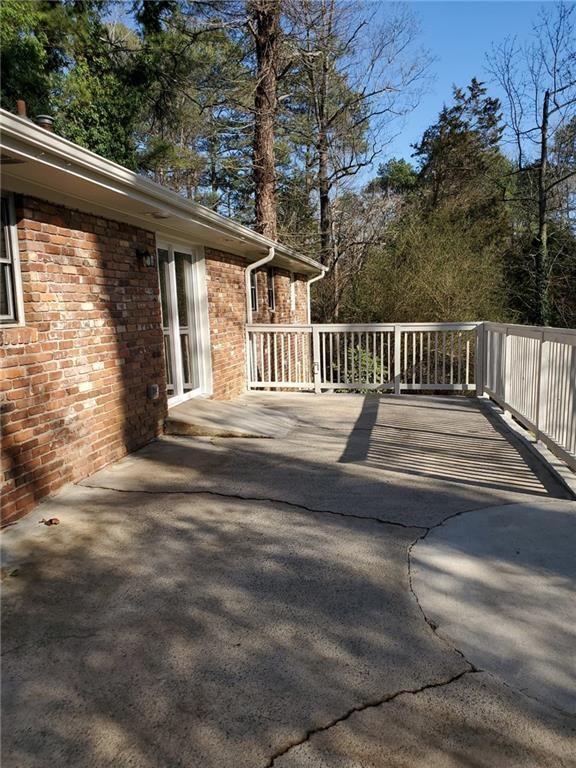 Building Photo - 318 Lynnwood Dr