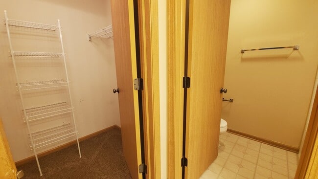 Building Photo - 4209 Cummins St