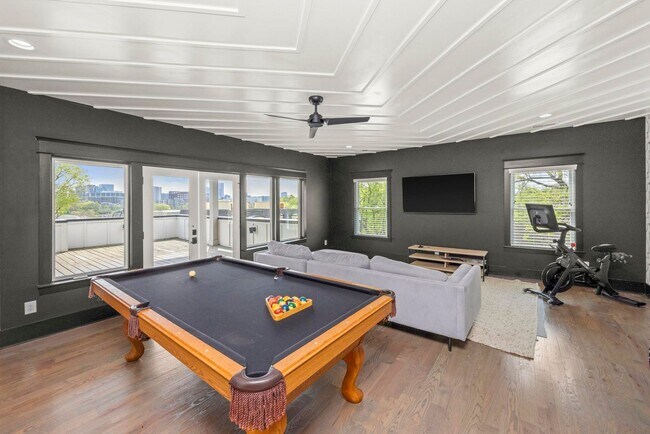 Building Photo - Luxury Living Just Minutes from Downtown Nashville