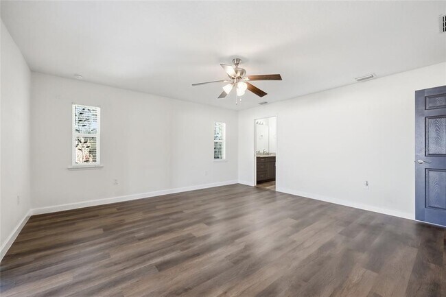 Building Photo - 3805 SW 115th St