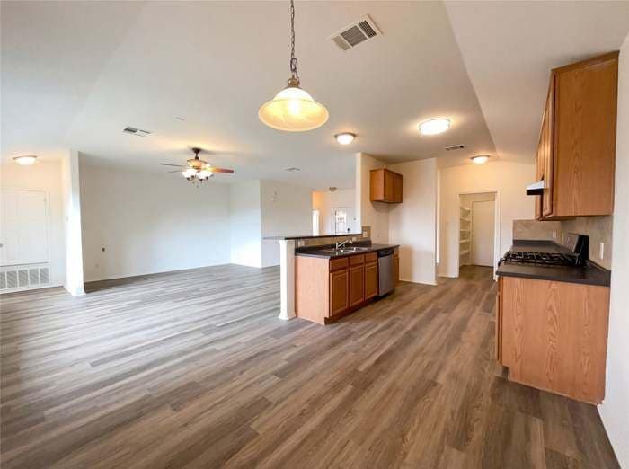 Building Photo - 506 Gettysburg Loop