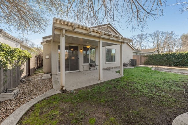 Building Photo - 2805 Tree Swallow Cir