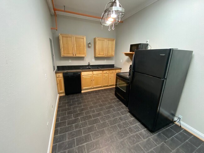 Building Photo - 1 bed apartment in Red Bank!