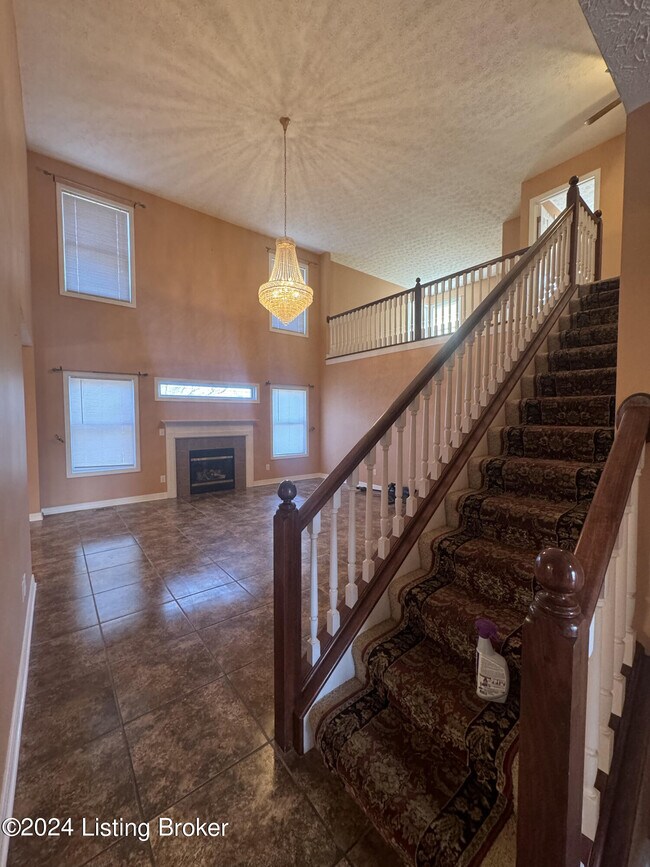 Building Photo - 14226 Academy Ridge Blvd
