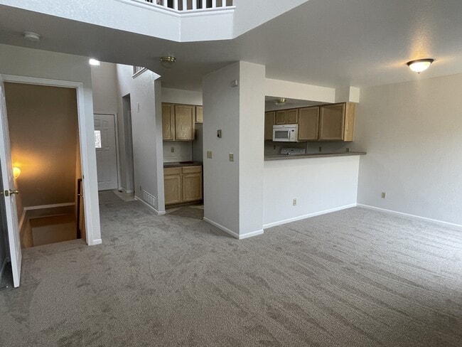Building Photo - 1007 Cuerto Ln