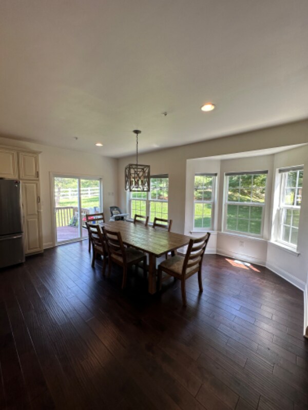 Building Photo - 106 Ava Ct