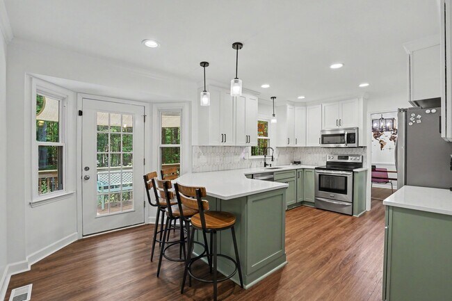 Building Photo - 4204 High Mountain Dr