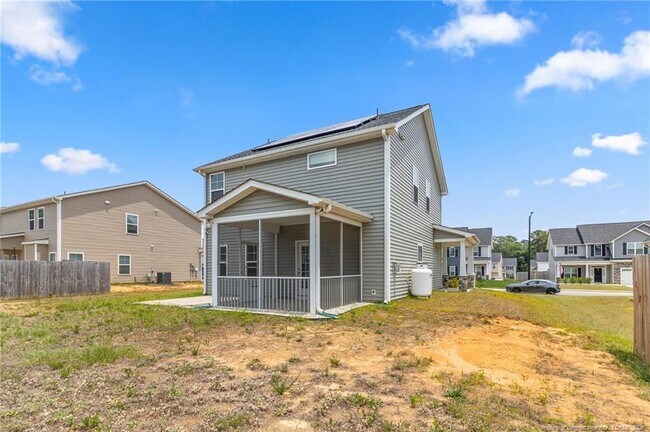 Building Photo - 1319 Water Leaf Dr