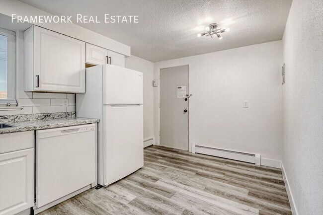 Building Photo - 1687 Reed St