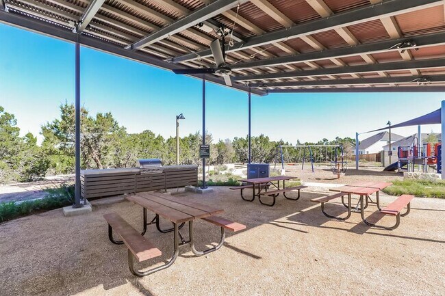 Building Photo - 1604 Mexican Heather Dr