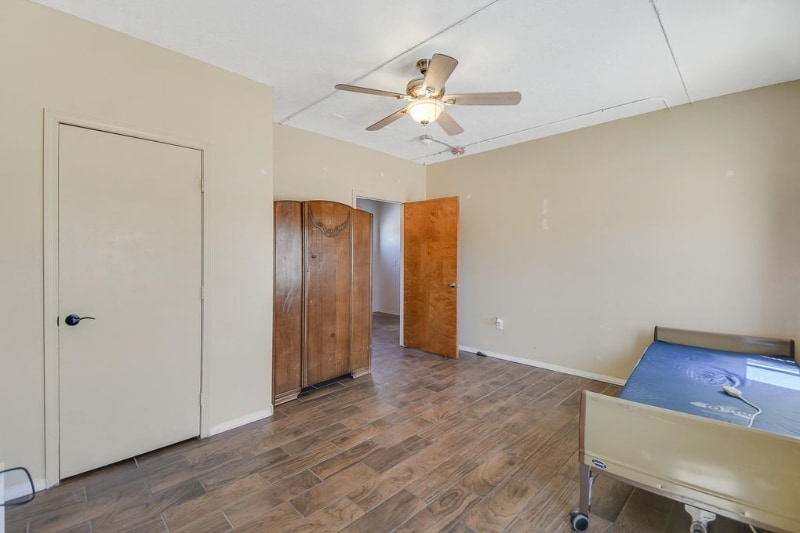 Building Photo - 832 Monterrey Rd NE