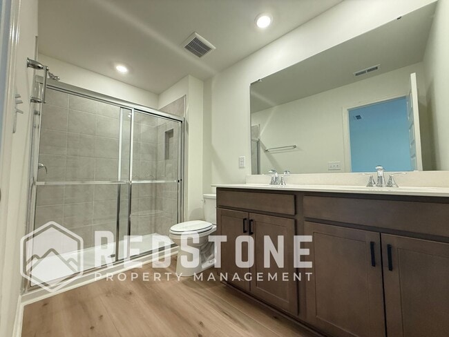 Building Photo - 194 Parker Ln