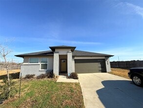 Building Photo - 28930 Yampa Mill Ln