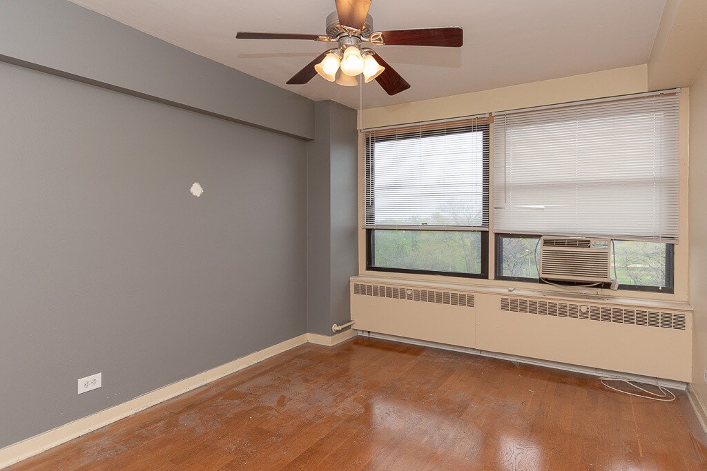 Building Photo - 4180 N Marine Dr