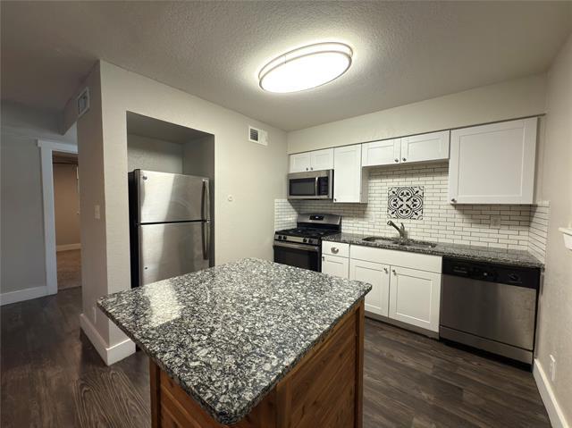 Building Photo - 5928 Fletcher Ave