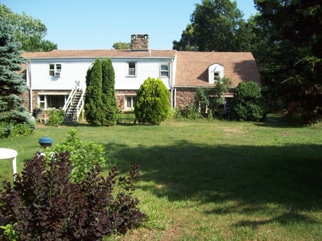Primary Photo - 150 Washington Hwy
