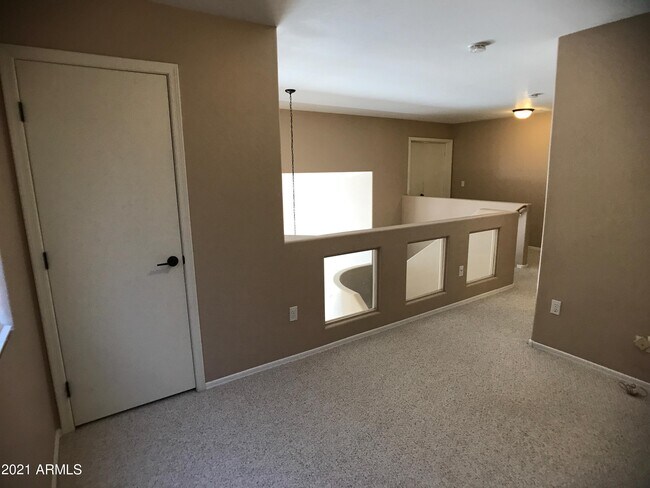 Building Photo - 1346 S Palomino Creek Dr